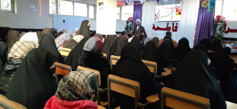 مراسم گرامیداشت حضرت زهرا (س) در مدرسه علمیه سجادیه کابل