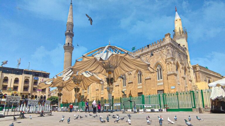 «مسجد الحسین در قاهره»