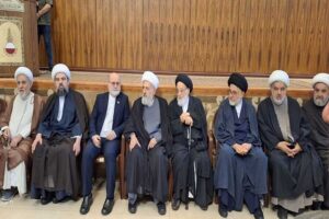 نشست گسترده علمایی در مجلس اعلای اسلامی شیعیان لبنان در همبستگی با ایران+ تصاویر 5 نشست گسترده علمایی در مجلس اعلای اسلامی شیعیان لبنان در همبستگی با ایران+ تصاویر