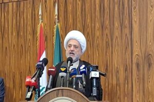 نشست گسترده علمایی در مجلس اعلای اسلامی شیعیان لبنان در همبستگی با ایران+ تصاویر 7 نشست گسترده علمایی در مجلس اعلای اسلامی شیعیان لبنان در همبستگی با ایران+ تصاویر