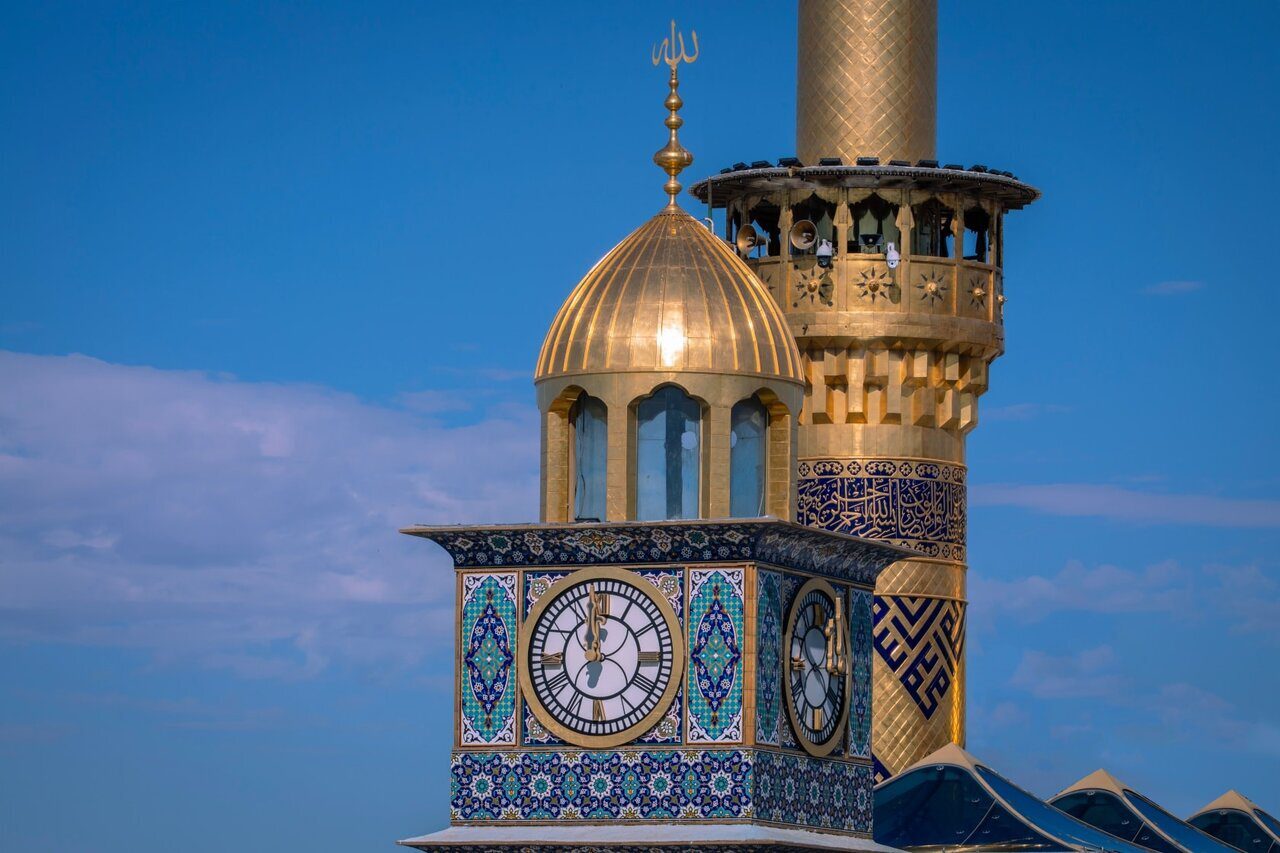 برج ساعت حرم حضرت عباس(ع)؛ ترکیبی از میراث و زیبایی مدرن + عکس
