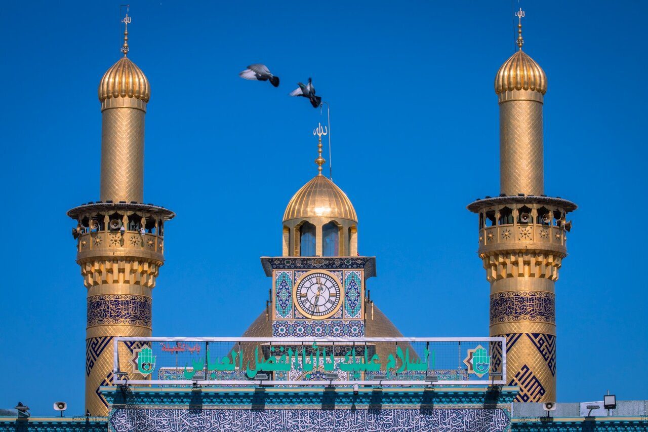 برج ساعت حرم حضرت عباس(ع)؛ ترکیبی از میراث و زیبایی مدرن + عکس