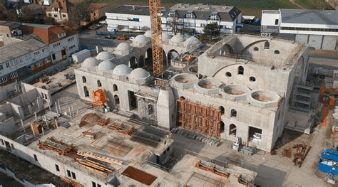 بزرگ‌ترین مسجد اروپا زیر سایه مناقشه سیاسی