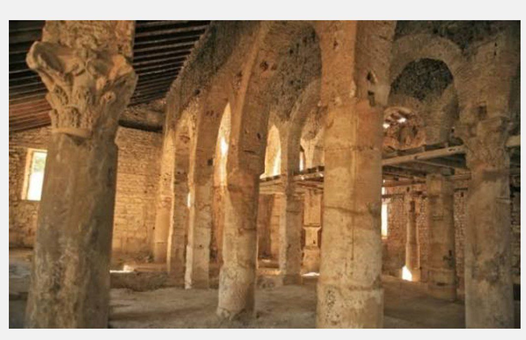 مسجد جامع «ابن فارس» در قلب القصبه الجزایر: تاریخی که از میان دیوارها سخن میگوید 3 مسجد جامع «ابن فارس» در قلب القصبه الجزایر: تاریخی که از میان دیوارها سخن میگوید