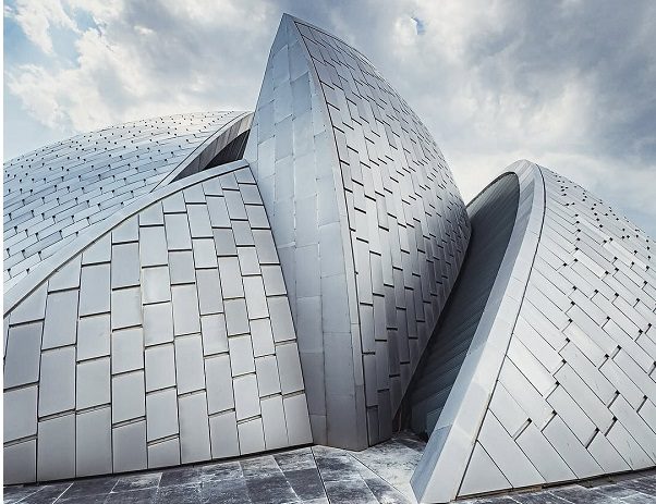 مسجد «رییکا» با طراحی انتزاعی در کرواسی