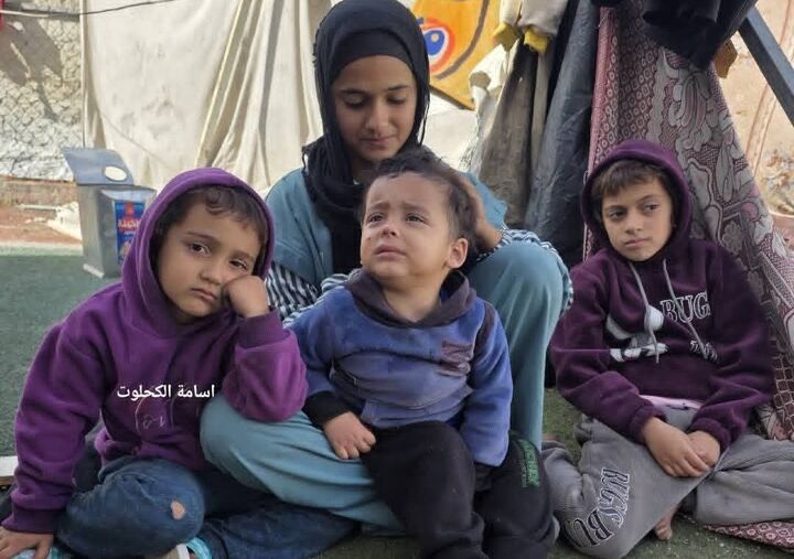 رهف یوسف بدر؛ دختر بچه‌ای از غزه که مسئولیت مادری خیلی زود بر او تحمیل شد