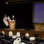 در مقابله با معاندان و دشمنان اسلام باید با صلابت و اقتدار صحبت کرد