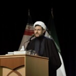 در مقابله با معاندان و دشمنان اسلام باید با صلابت و اقتدار صحبت کرد